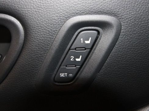 Used 2024 Honda Pilot Elite image 9