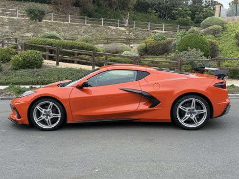 Used 2025 Chevrolet Corvette Stingray Coupe w/ 1LT RWD image 4