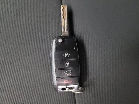 Used 2014 Kia Soul FWD image 32