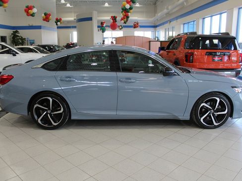 Certified 2022 Honda Accord Sport image 4
