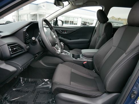 Certified 2025 Subaru Outback Premium image 32