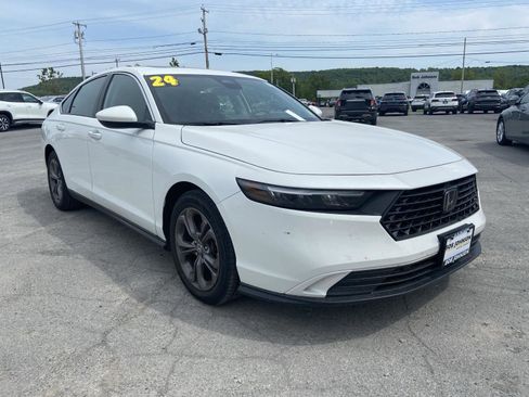Used 2024 Honda Accord EX image 1