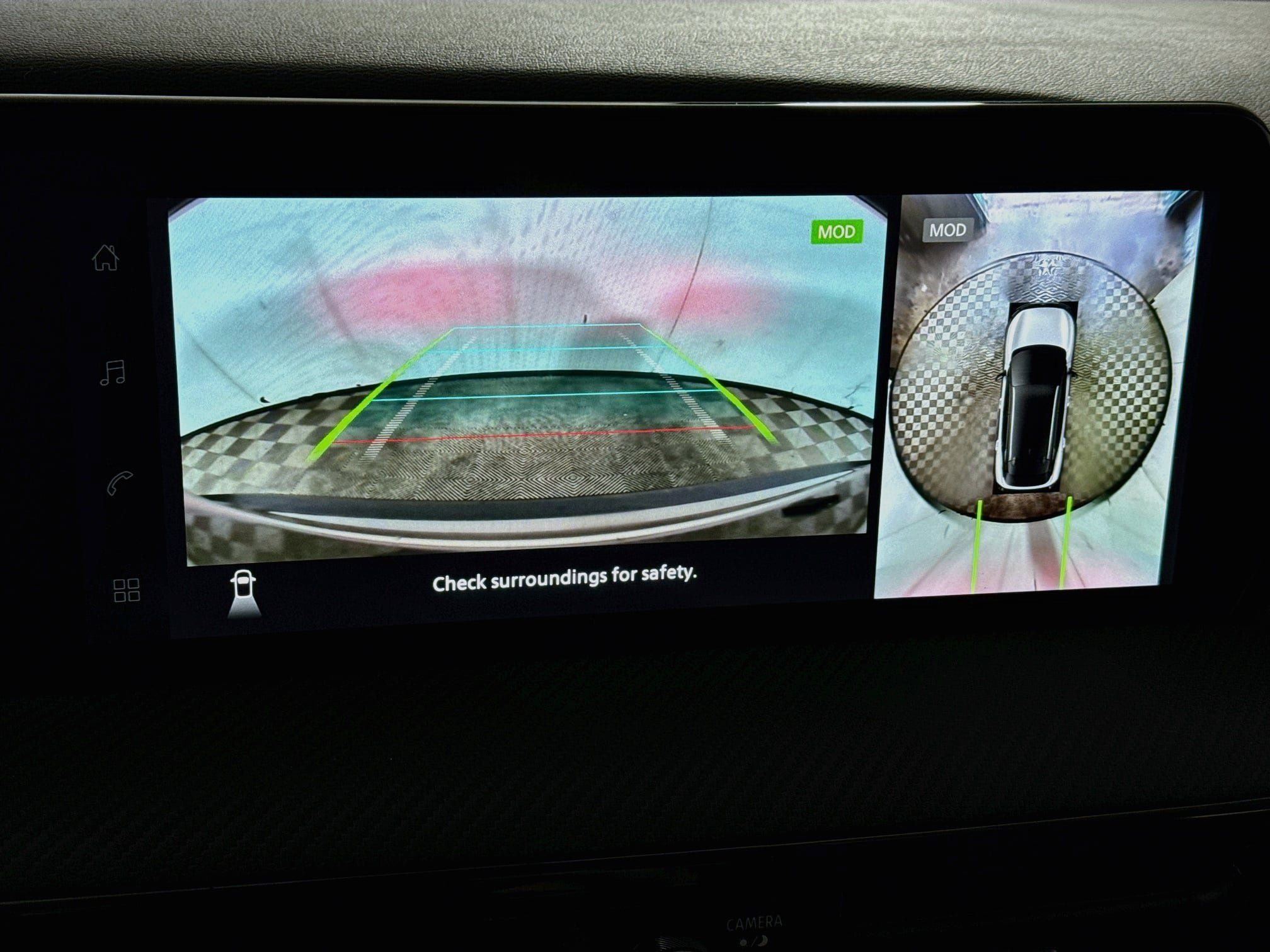 Used 2026 Nissan Kicks SR w/ SR Premium Package FWD image 2