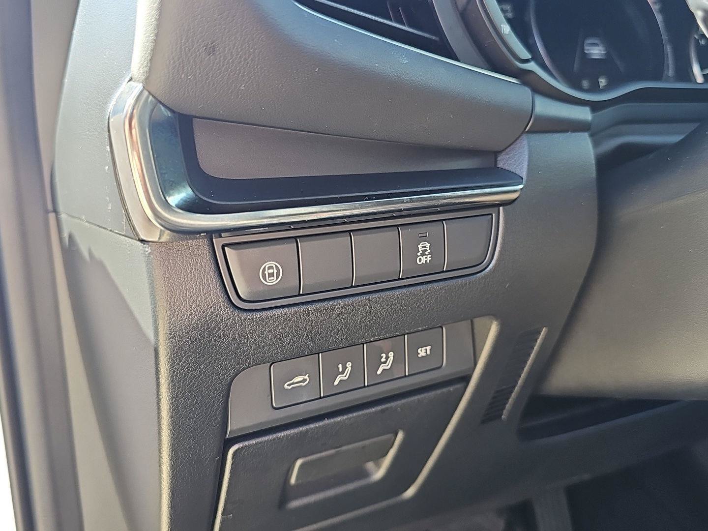 Used 2019 MAZDA MAZDA3 Sedan w/ Preferred Package FWD image 21