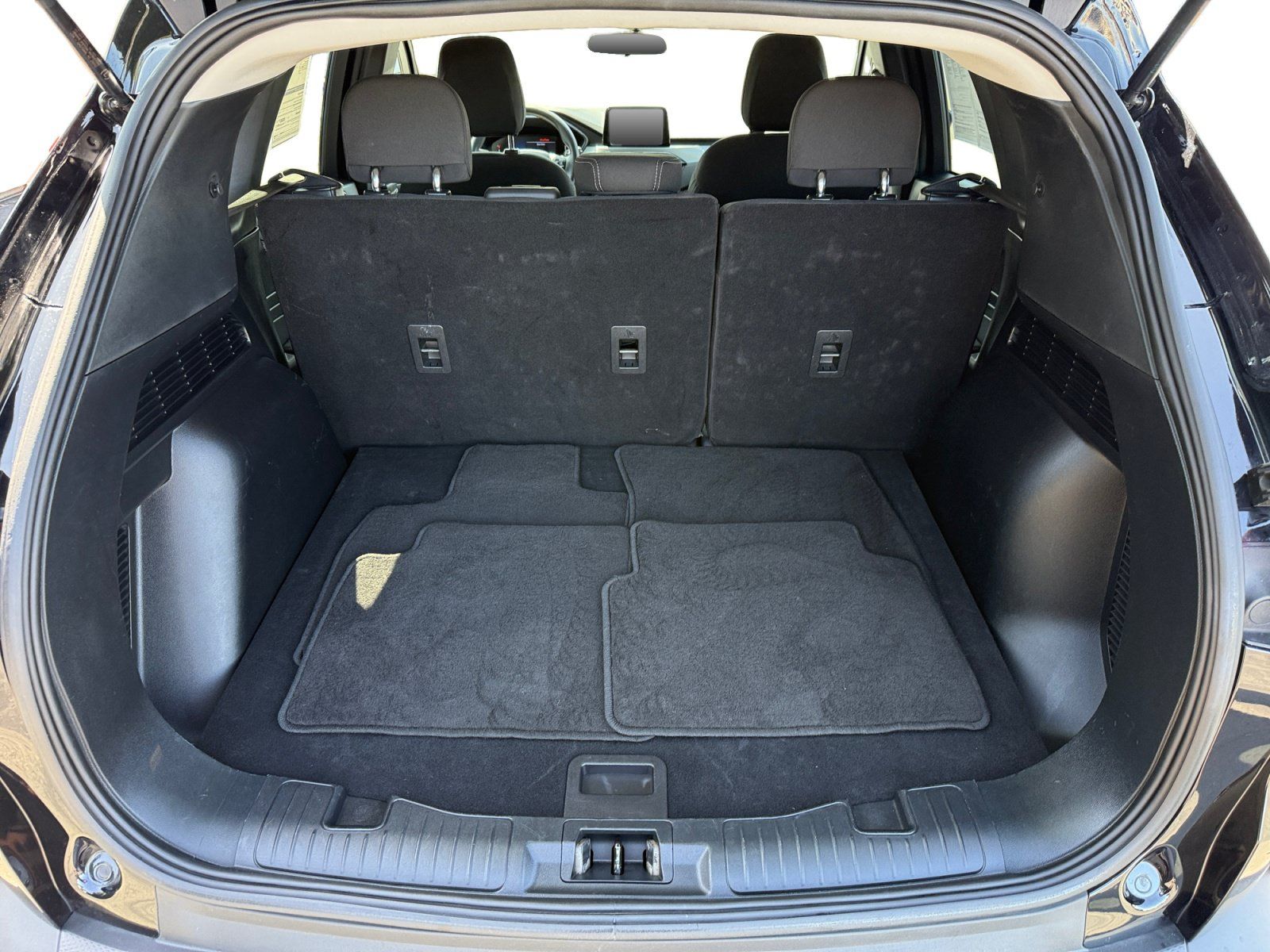 Certified 2025 Ford Escape Active AWD/4WD image 17