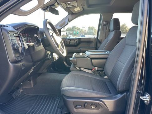 Used 2022 Chevrolet Silverado 1500 Custom image 9