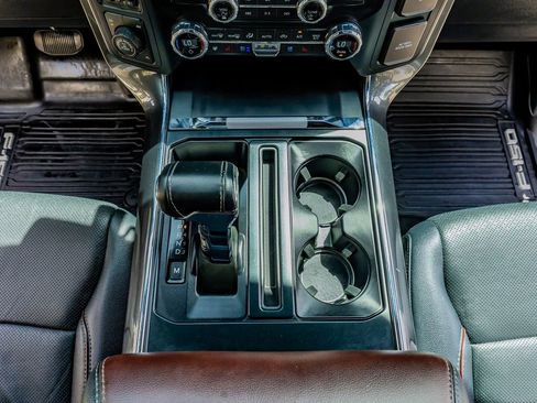 Used 2021 Ford F150 Lariat w/ Equipment Group 502A High image 27