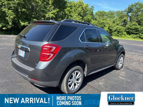 Used 2017 Chevrolet Equinox LT w/ Convenience Package AWD/4WD image 4