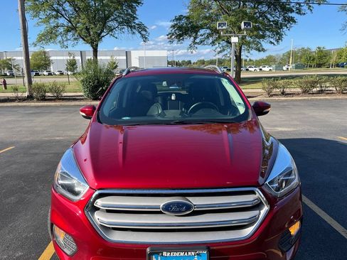 Used 2019 Ford Escape Titanium AWD/4WD image 2