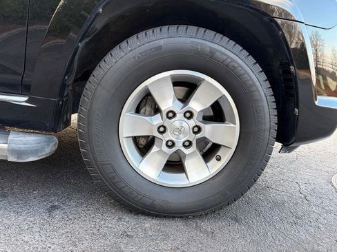 Used 2010 Toyota 4Runner SR5 image 14