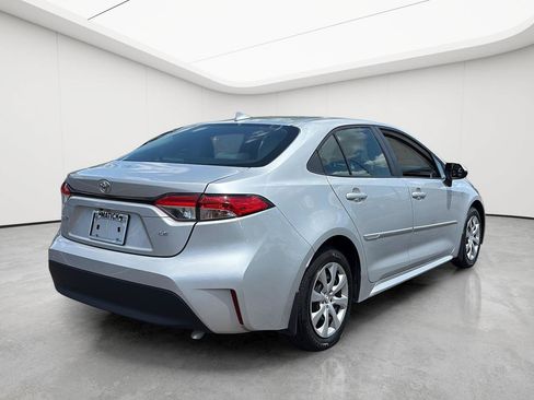 Used 2023 Toyota Corolla LE w/ Carpet Mat Package (TMS) FWD image 8
