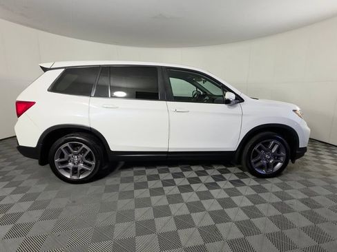 Used 2023 Honda Passport EX-L image 4