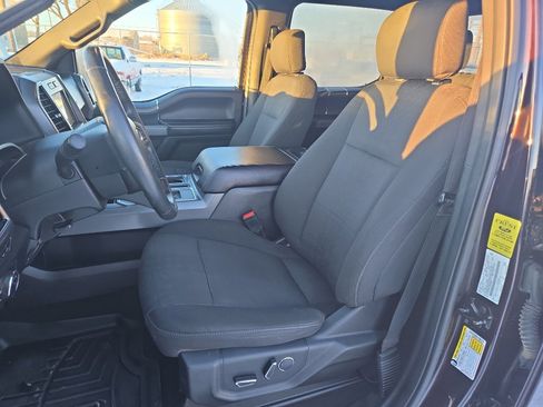 Used 2018 Ford F150 XLT w/ Equipment Group 302A Luxury image 8