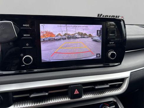 Used 2022 Kia K5 LXS image 31