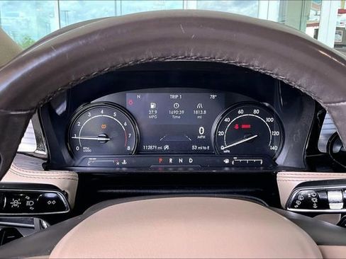 Used 2020 Lincoln Corsair FWD w/ Premium Package image 12