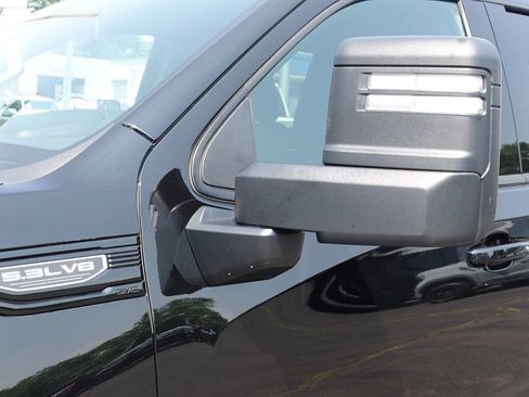 Used 2025 GMC Sierra 1500 Elevation w/ Preferred Package AWD/4WD image 7