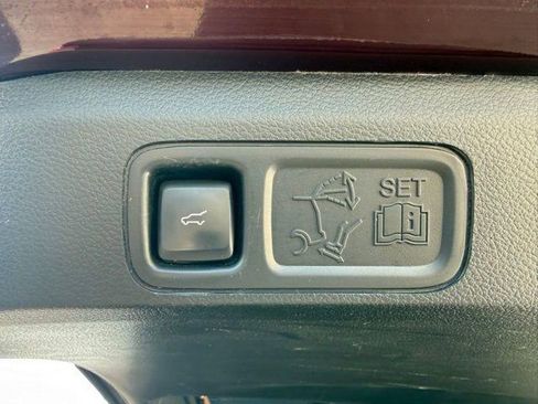 Used 2021 Ford Expedition Limited AWD/4WD image 29