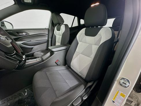 New 2026 Chevrolet Trax RS w/ Driver Confidence Package image 20