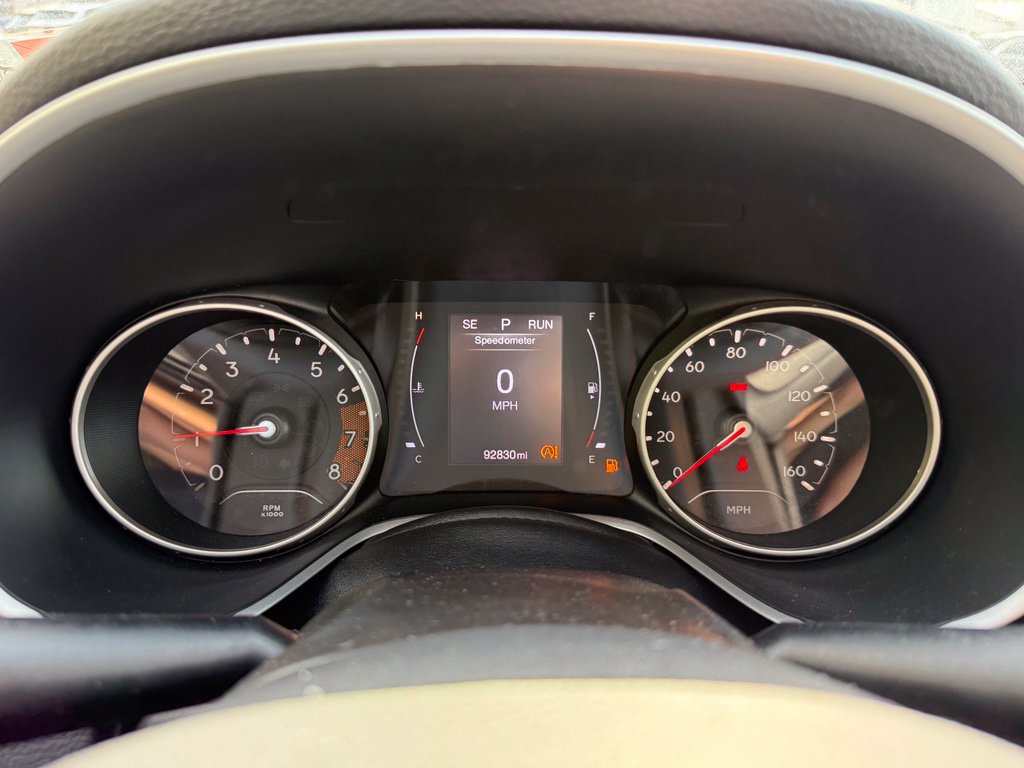 Used 2019 Jeep Compass Latitude w/ Cold Weather Group AWD/4WD image 46