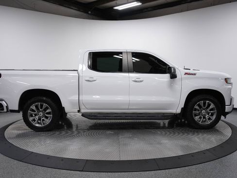 Used 2022 Chevrolet Silverado 1500 RST AWD/4WD image 9