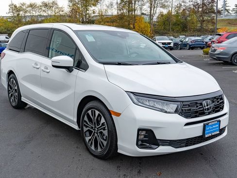 New 2026 Honda Odyssey Elite image 4