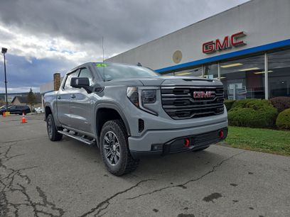 Used 2024 GMC Sierra 1500 AT4 w/ Technology Package