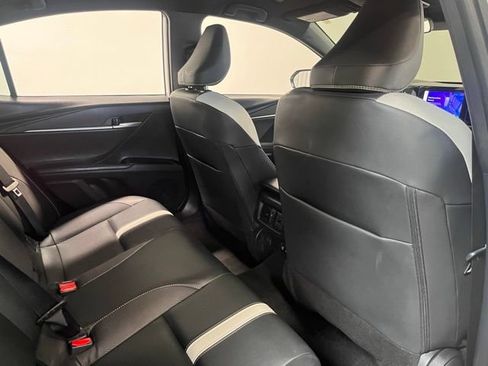 Used 2025 Toyota Camry SE FWD image 14
