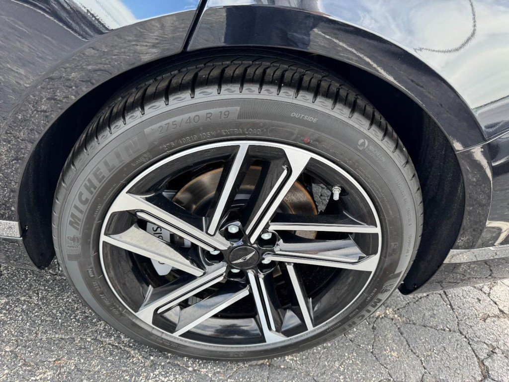 Used 2027 Genesis G80 2.5T Advanced AWD/4WD image 6