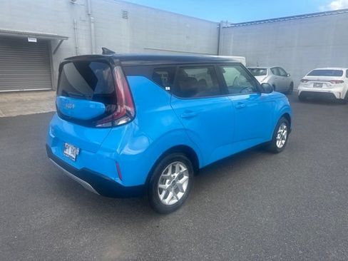 Used 2023 Kia Soul S FWD image 5