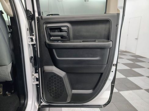 Used 2019 RAM 1500 Express w/ Express Value Package AWD/4WD image 27