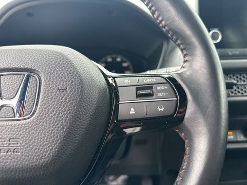Used 2024 Honda HR-V Sport image 8