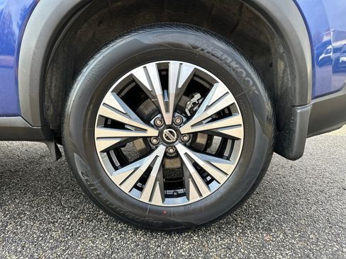 Certified 2021 Nissan Rogue SV image 19