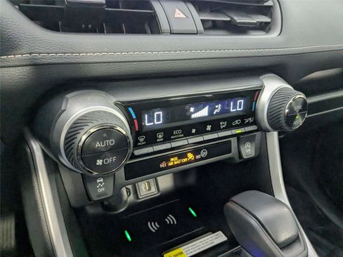 Certified 2024 Toyota RAV4 XLE w/ Convenience Package FWD image 20