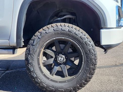 Used 2019 GMC Sierra 1500 Denali w/ Denali Ultimate Package image 29