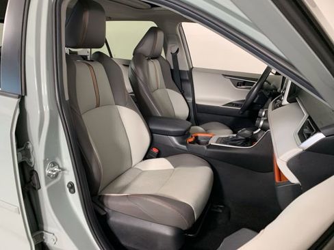 Used 2020 Toyota RAV4 Adventure w/ Convenience Package image 37