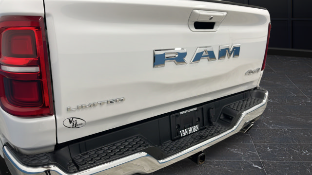 Used 2025 RAM 1500 Limited w/ Trailer Tow Group AWD/4WD image 46