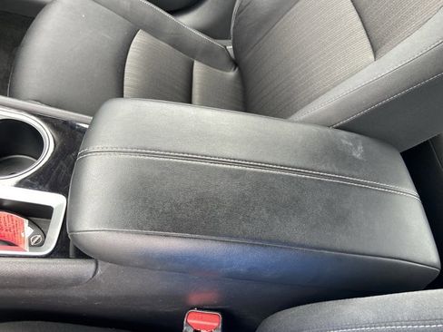 Used 2024 Nissan Altima 2.5 SV image 39