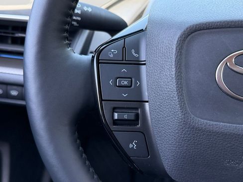 Used 2023 Toyota Prius XLE FWD image 19