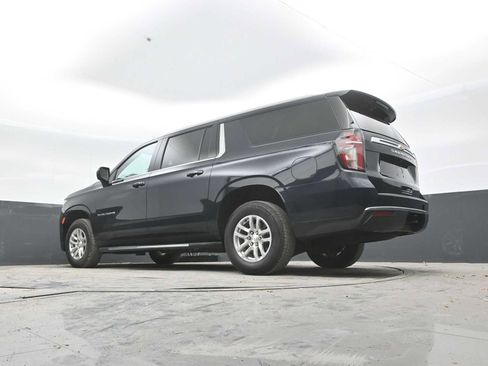 Used 2022 Chevrolet Suburban LS AWD/4WD image 39