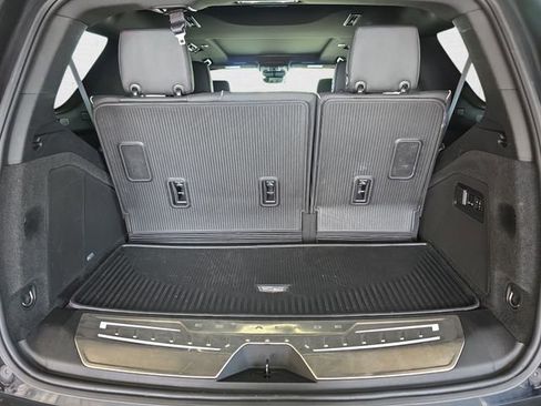 Used 2022 Cadillac Escalade Premium Luxury w/ LPO, Radiant Package AWD/4WD image 14