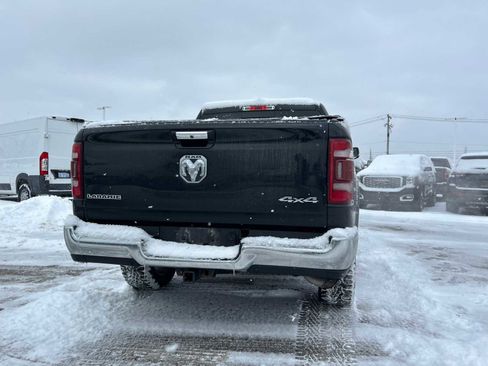 Certified 2019 RAM 1500 Laramie image 21