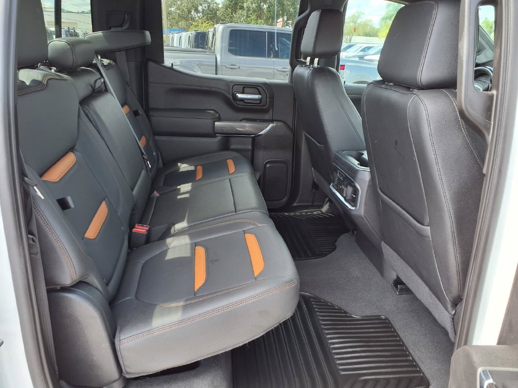 Used 2021 GMC Sierra 1500 AT4 w/ AT4 Preferred Package AWD/4WD image 17