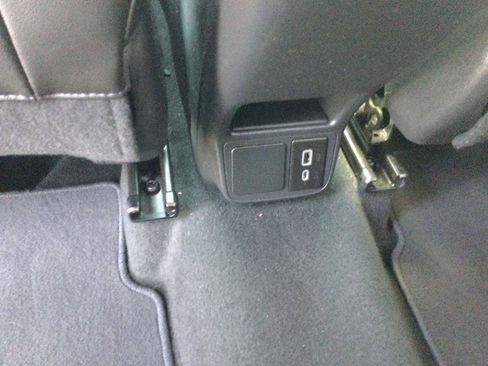 Used 2024 Buick Encore GX Sport Touring image 12