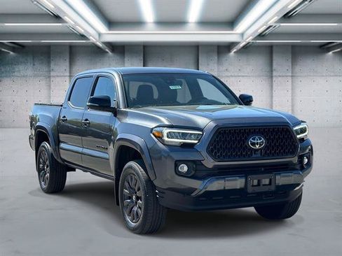 Used 2023 Toyota Tacoma Limited w/ Nightshade Package AWD/4WD image 23
