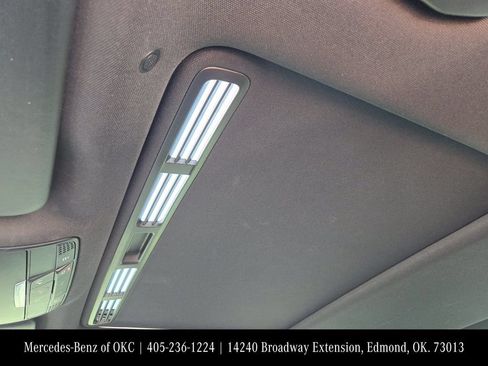 Used 2018 Mercedes-Benz E 300 4MATIC image 19