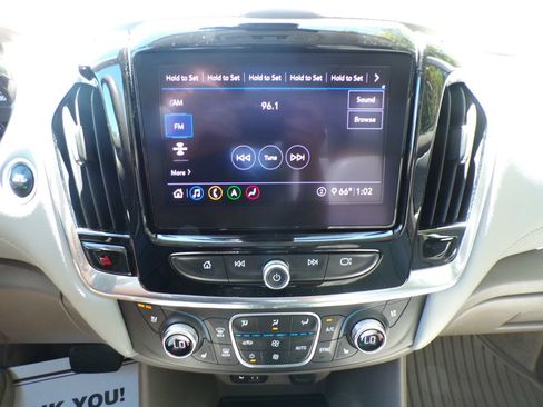 Used 2020 Chevrolet Traverse Premier AWD/4WD image 26