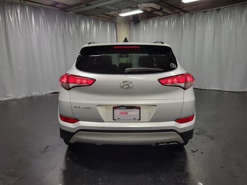 Used 2018 Hyundai Tucson Value FWD image 8