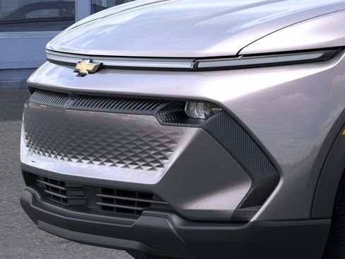 New 2026 Chevrolet Equinox EV LT image 15