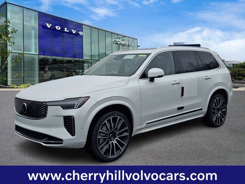 New 2026 Volvo XC90 B6 Plus w/ Protection Package Premier image 2