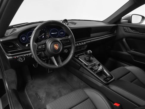 Certified 2024 Porsche 911 Carrera T RWD image 4